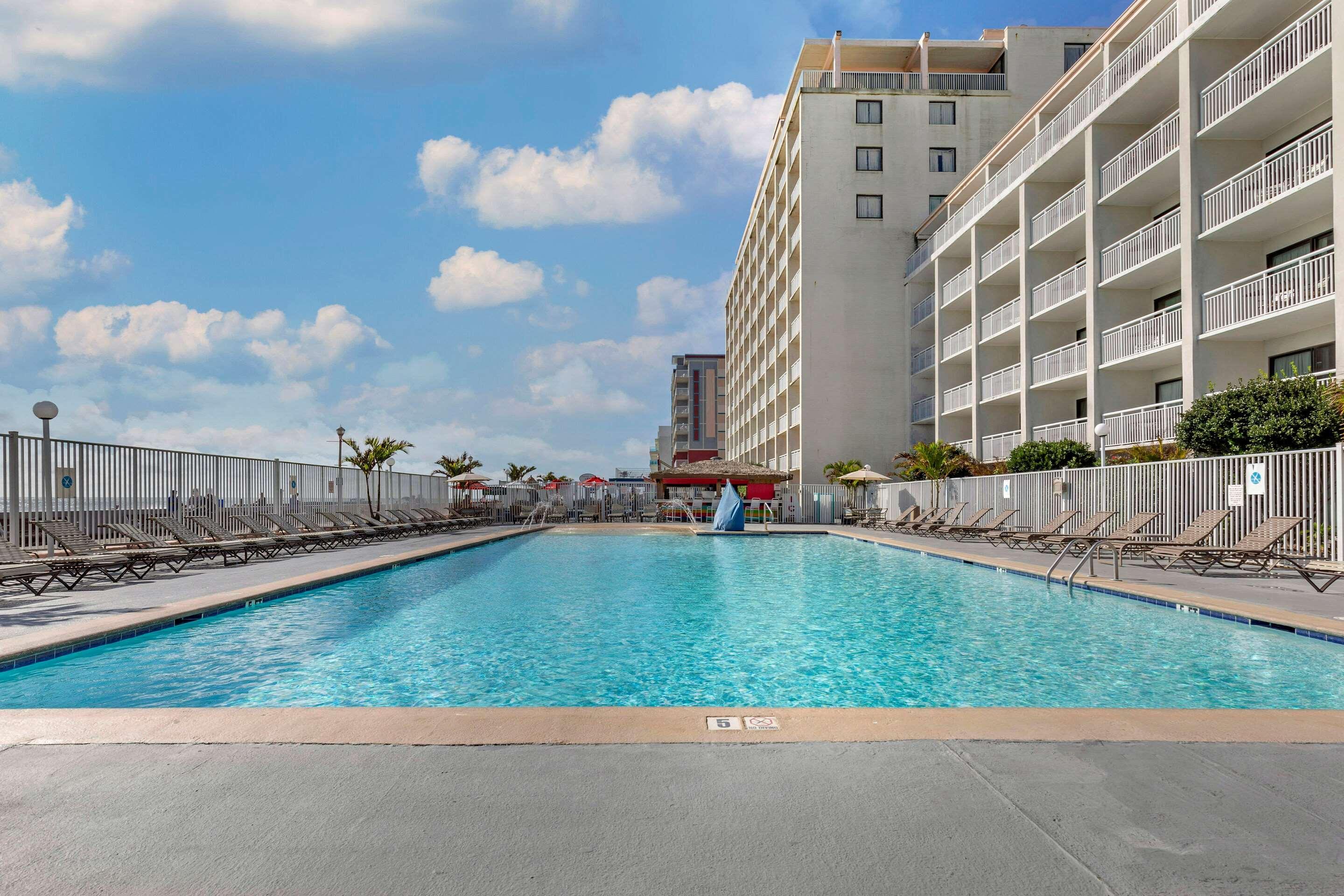 אושן סיטי Quality Inn Boardwalk מראה חיצוני תמונה